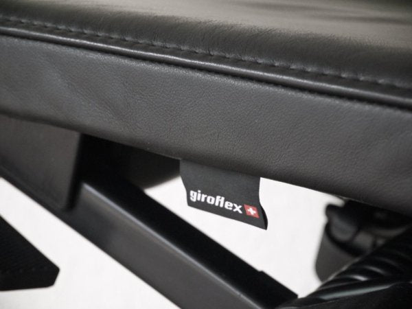 ジロフレックス giroflex ワークチェア 33-3277 デスクチェア タスクチェア アームレス ミドルバック レザーシート ブラック グッドデザイン賞 B ◇