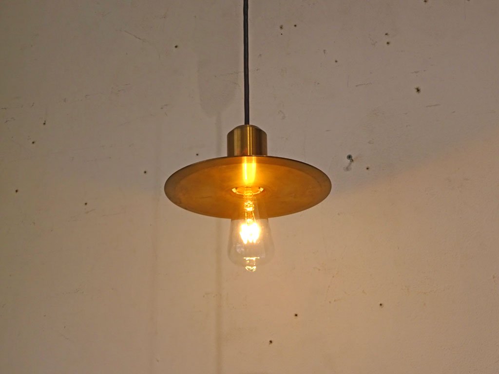 ニューライトポタリー NEW LIGHT POTTERY バレットフラットシェード 鋳物 削り出し真鍮 Bullet flat shade150 brass ペンダントライト★