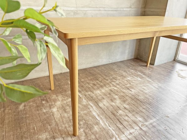 ウニコ unico シグネ SIGNE ダイニングテーブル アッシュ材 ナチュラル W160cm 北欧デザイン 定価¥81,180-♪