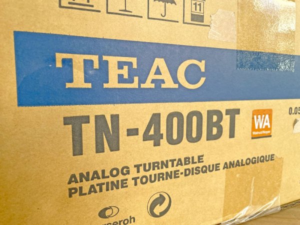 ティアック TEAC アナログターンテーブル TN-400BT WA ウォールナット 2018年製 未使用品 ●