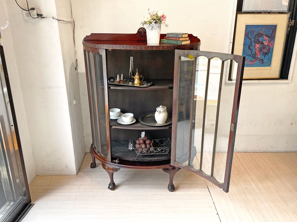 UKビンテージ ガラスキャビネット キュリオケース チャイナキャビネット ハーフムーン 半月型 英国 アンティーク 鍵無し ★