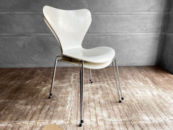 フリッツハンセン Fritz Hansen セブンチェア ダイニングチェア スタッキングチェア ラッカー仕上げ ホワイト 1996年製 アルネ・ヤコブセン デンマーク 北欧家具 A ♪