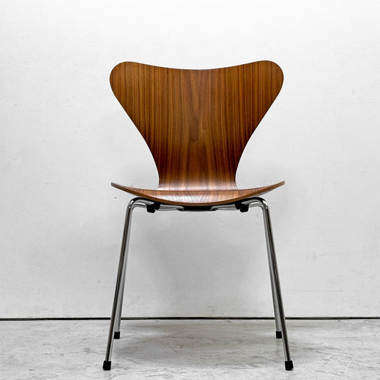 フリッツハンセン Fritz Hansen セブンチェア Seven Chair ダイニングチェア アルネヤコブセン Arne Jacobsen ウォールナット材 北欧家具 B●