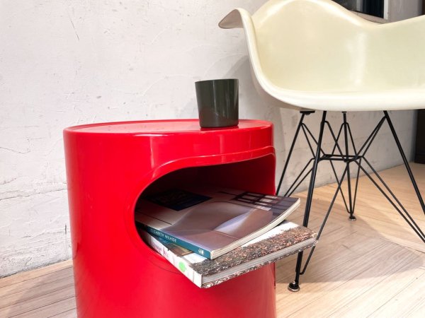 メトラ metra ボーイ BOY サイドテーブル ナイトテーブル エマ・ジスモンディ・シュヴァインベルガ レッド スペースエイジデザイン ミッドセンチュリー イタリア ビンテージ ★