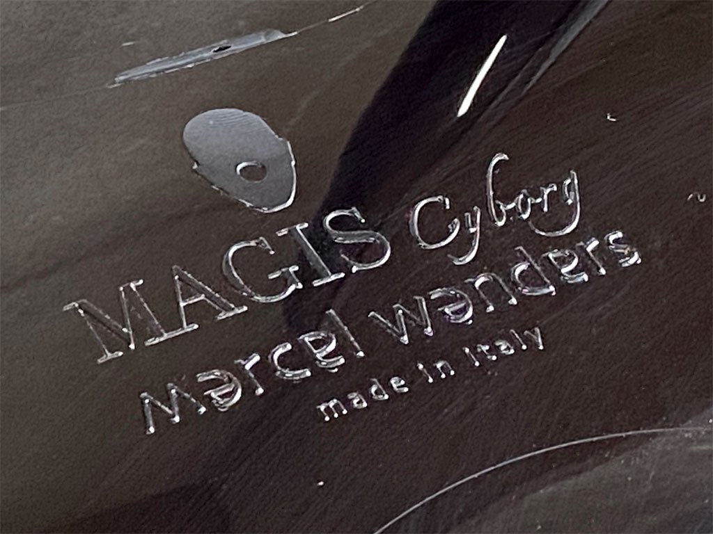 マジス MAGIS CYBORG LORD サイボーグロード アームチェア ダイニングチェア ファブリック ネイビー マルセル・ワンダース B #