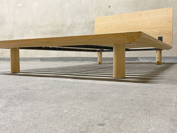 無印良品 MUJI オーク材 セミダブルサイズ オプションのヘッドボード付 ナチュラルカラー 組み立て簡単 ベッドフレーム 定価¥52,800- 〓