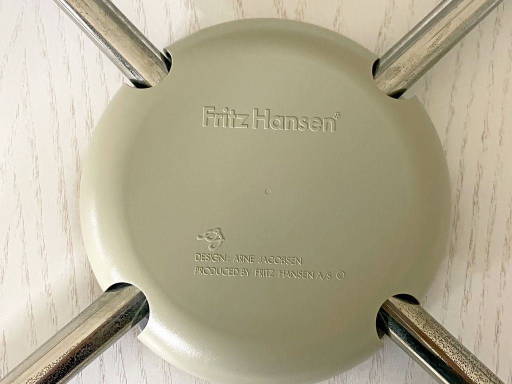 フリッツハンセン Fritz Hansen セブンチェア カラードアッシュ ホワイト アルネ・ヤコブセン スタッキングチェア 北欧 デンマーク 〓