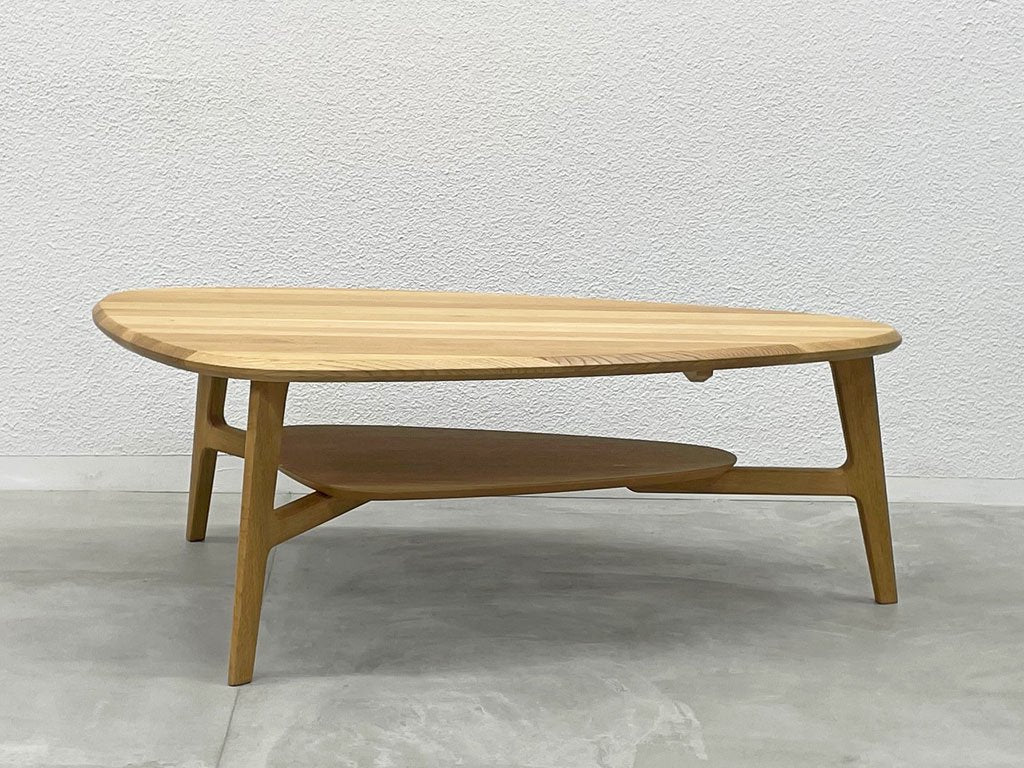カリモク karimoku スタンダードモダンシリーズ オーク無垢集成材 リビングテーブル LIVING TABLE ナチュラルモダン 定価133,100円 美品 〓