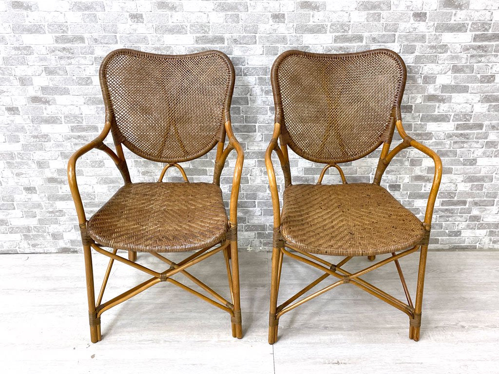 カザマ KAZAMA ニューアリビオアーム New Alivio Arm ラタン製 アームチェア ダイニングチェア 籐製 超軽量 約2.7kg アジアン 定価¥44,000- B ●