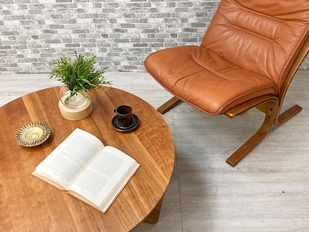 マスターウォール MASTERWAL ヘヴン リビングテーブル HEAVEN LIVING TABLE Φ90cm ブラックチェリー無垢材 定価:236,500円 ●