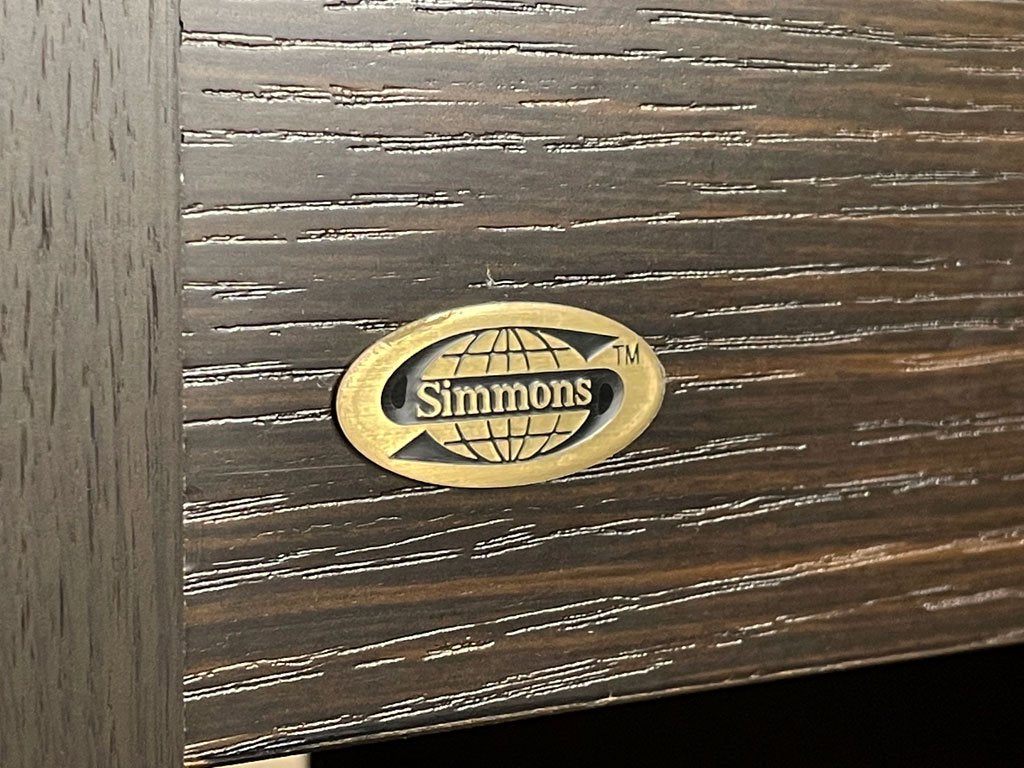 シモンズ SIMMONS サイドテーブル ナイトテーブル KA1305 オーク材 ダークブラウン シンプル モダン B ■