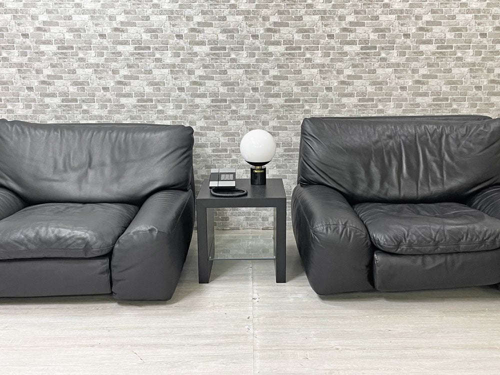 タイム&スタイル TIME&STYLE フェラン FERRAND サイドテーブル T-163 ガラス製ラック付 ブラック 定価¥75,600- ●