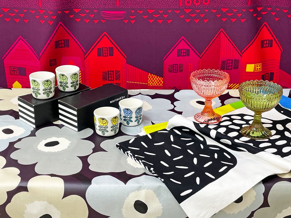 マリメッコ marimekko ヴィヒキルース VIHKIRUUSU ラテマグ ペア 2点セット ライトブルー&イエロー 廃番カラー マイヤ・イソラ Maija Isola 箱付き 希少 ●