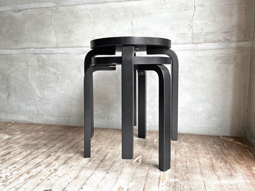 アルテック artek スツールE60 ブラックラッカー 4本脚 80周年記念 アルヴァ・アアルト バーチ無垢材 北欧家具 参考定価¥47,300- ♪