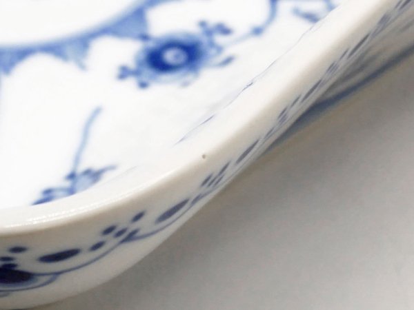 ロイヤルコペンハーゲン ROYAL COPENHAGEN ブルーフルーテッド ハーフレース スクエアサラダボウル 21cm 北欧食器 デンマーク ●