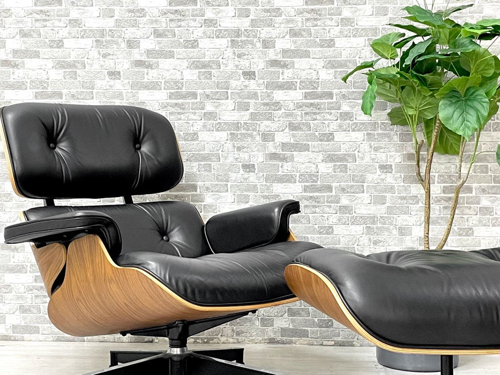 ハーマンミラー Herman Miller イームズラウンジチェア&オットマン ブラックレザー ウォールナット C&Rイームズ ミッドセンチュリー ●