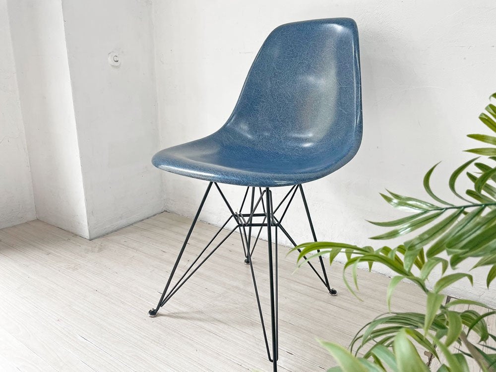ハーマンミラー Herman Miller サイド シェルチェア LAR 現行FRP製 ネイビー ブラック エッフェルベース C&R イームズ ミッドセンチュリー ★