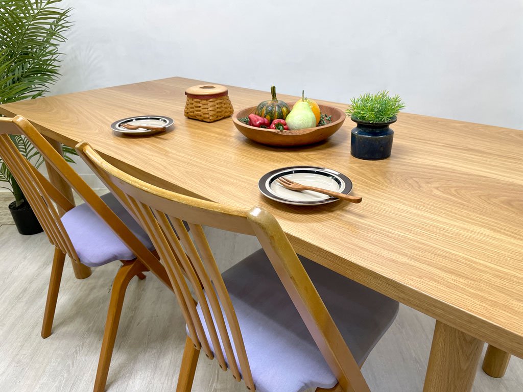 無印良品 MUJI 板と脚でできた木製テーブル ダイニングテーブル オーク無垢集成材 W180×D80cm 定価¥69,900- ●