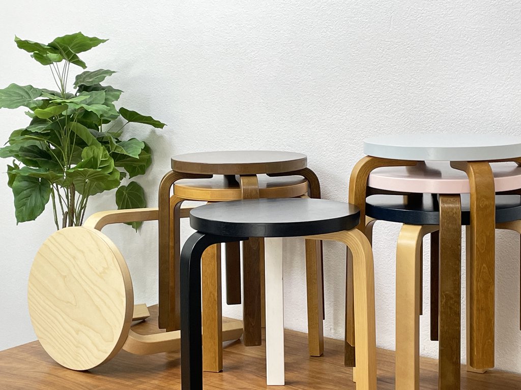 アルテック artek スツール60 ブラック×ホワイト×ナチュラル マルチカラー 3本脚 バーチ材アルヴァ・アアルト フィンランド 北欧家具 ●