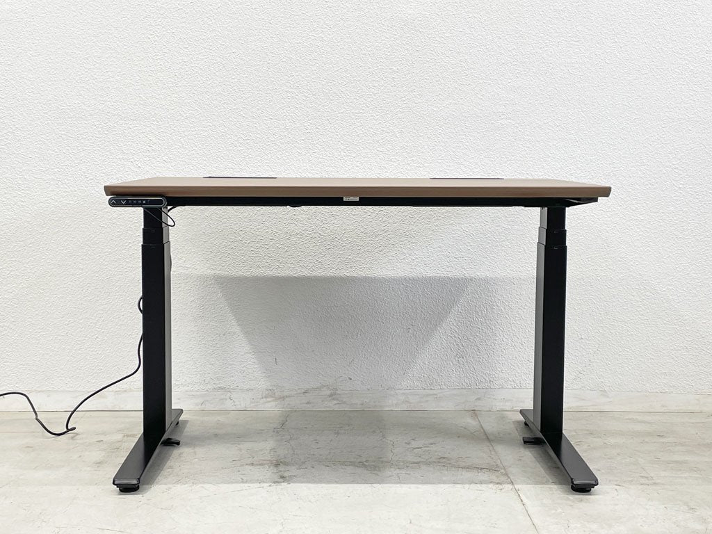 オカムラ okamura スイフト Swift 電動昇降デスク 幅115cm 高さ65cmから125cm 高さメモリー機能 インジケーター付 〓