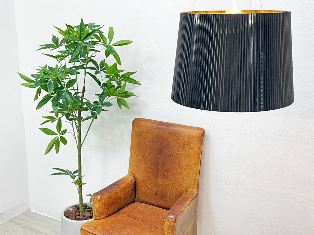 カルテル Kartell ジェー GE ペンダントライト ブラック×ゴールド Φ37cm フェルーチョ・ラヴィアーニ イタリアンモダン ●