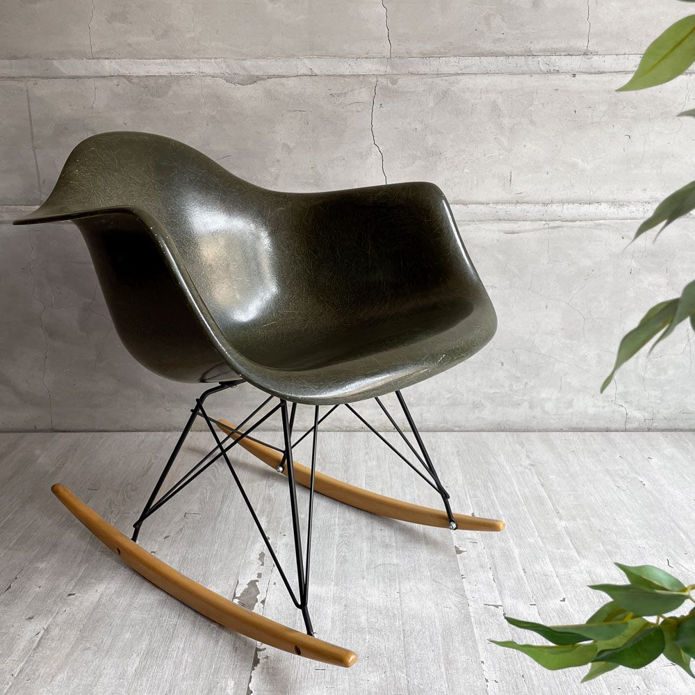 モダニカ MODERNICA アームシェルチェア FRP ロッキングベース チャールズ&レイ・イームズ アーミーグリーン 定価¥154,000- ♪