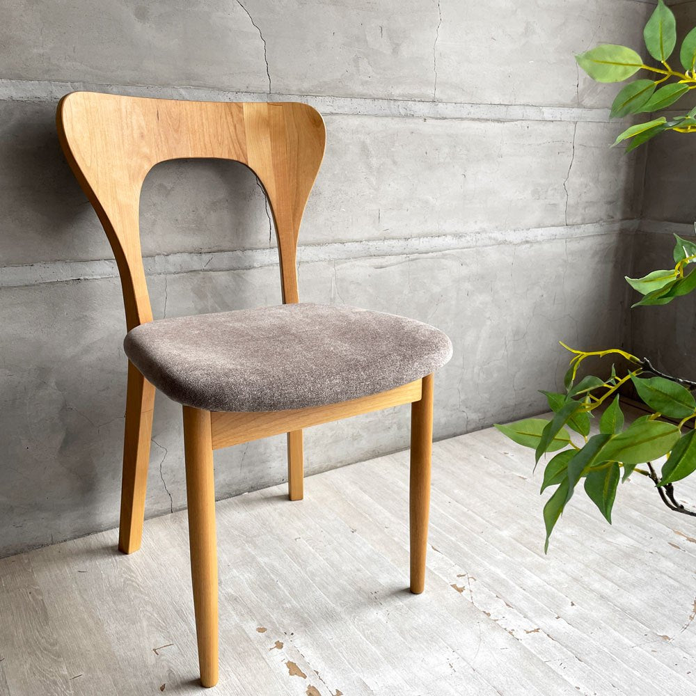 モモナチュラル MOMO Natural クローバー CLOVER ダイニングチェア アルダー材 ナチュラルデザイン ♪