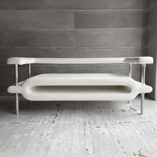 イーアンドワイ E&Y マガジン ソファ MAGAZINE SOFA 2Pソファ 2人掛け ビニールレザー ホワイト アルミニウム マイケル・ヤング Michael Young モダンデザイン 定価¥660,000- ♪