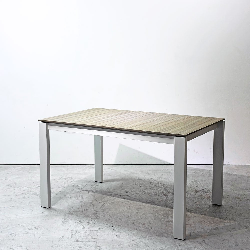 ★イタリア製 calligaris connubia 26万「BARON glass」エクステンションテーブル ガラス 伸長式 ダイニング カリガリス コヌビア バロン【中古家具/中古インテリア/USED家具ユーズド家具/リサイクル】 カリガリス Calligaris コヌビア connubia バロン BARON