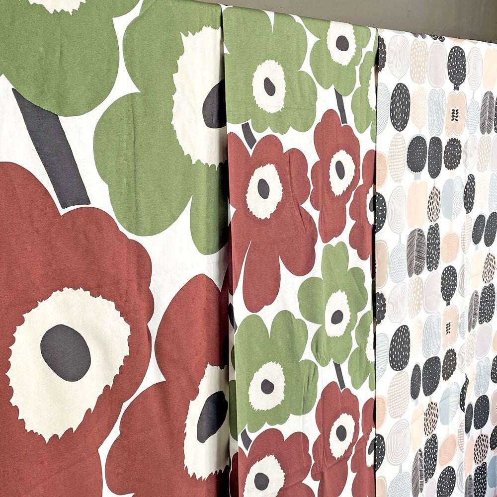 マリメッコ marimekko ウニッコ UNIKKO 50th ANNIVERSARY 50周年記念カラー 中花柄 マイヤ・イソラ ファブリック 生地 300×145cm 北欧雑貨 フィンランド ■