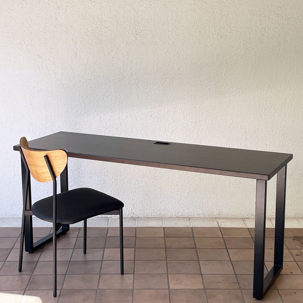 かなでもの KANADEMONO ザ・テーブル THE TABLE デスク ラバーウッド無垢材 W160 x D52 cm スチール スクエアレッグ ブラックブラウン×ブラック 配線孔付 ◇
