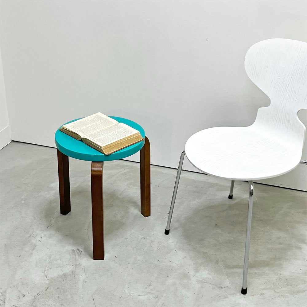 アルテック Artek スツール60 Stool60 3本脚 ターコイズ × ウォールナット ヘラ・ヨンゲリウス コレクション2015 80周年シール付 アルヴァ・アアルト ●