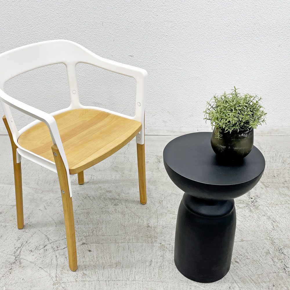 モーダエンカーサ moda en casab トーテム TOTEM table サイドテーブル スツール コンクリート 未使用品 箱付き A 〓