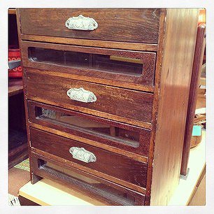 ☆ Vintage Wood Drawers / ビンテージ 木製小引き出し