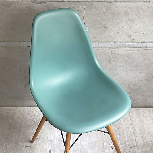 ヴィトラ Vitra サイドシェルチェア ドゥエルレッグベース ポリプロピレン製 C&R イームズ ミッドセンチュリーデザイン ♪