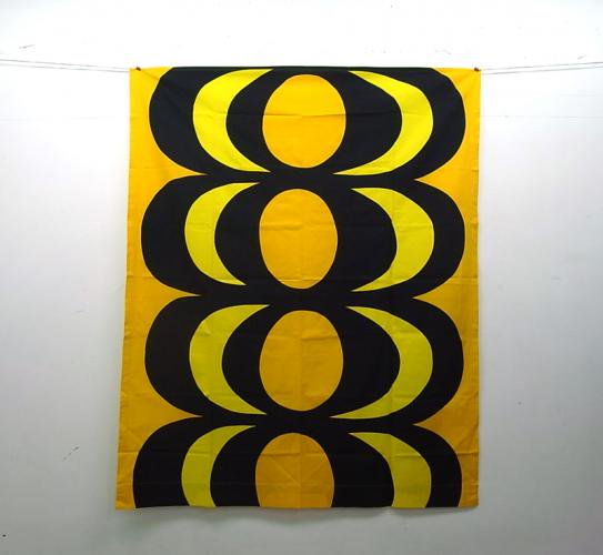 ◎ マリメッコ/marimekko ヴィンテージファブリック ”KAIVO” 124×154cm