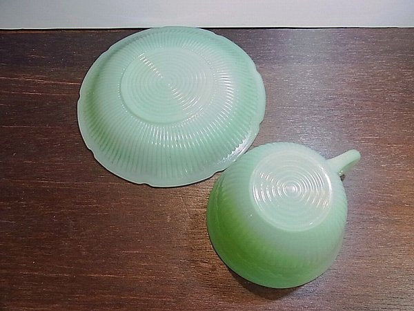 ◇ FIRE KING /ファイヤーキング ジェダイ アリス カップ&ソーサー? 1945-1949年製造 希少品
