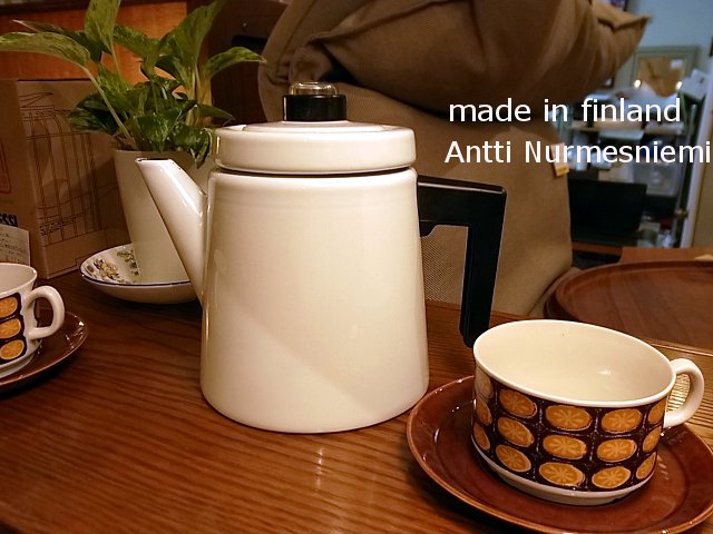■ アンティ・ヌルメスニエミ 復刻 コーヒーポット 1.6L ホワイト 未使用品
