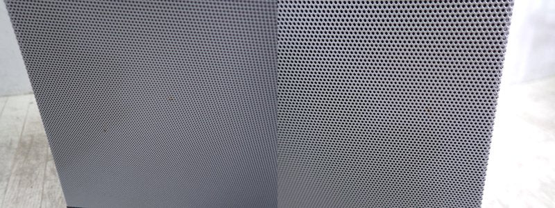 ● EIZO 旧ナナオ FORIS.TV 26型 SC26XD1 デザイン:川崎和男