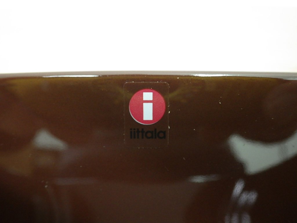 イッタラ / iittala ” ティーマ ” 廃番カラー・ブラウン 16cmスクエアプレート 未使用品 2枚アリ ●