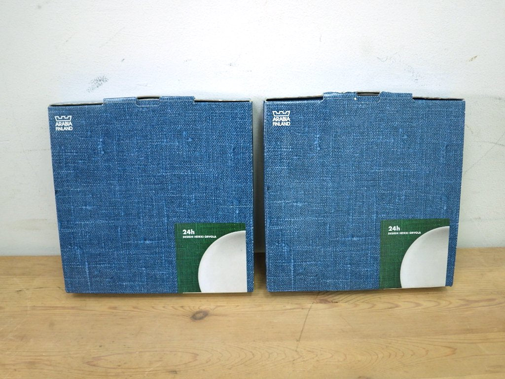 アラビア / arabia ” 24h ” 20cmプレート ホワイト 2枚組BOX 未使用品 Heikki Orvola 2箱アリ ●
