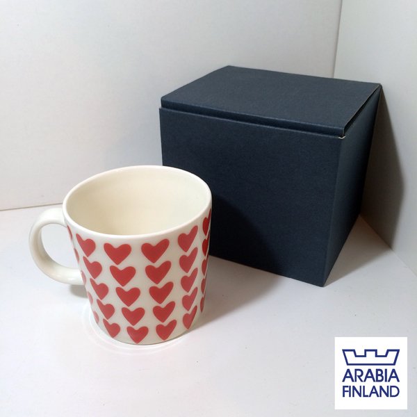 未使用 ARABIA アラビア 『 ハート 』 2004年 クリスマス限定 マグカップ B Kaj Franck カイ フランク 希少アイテム ◎