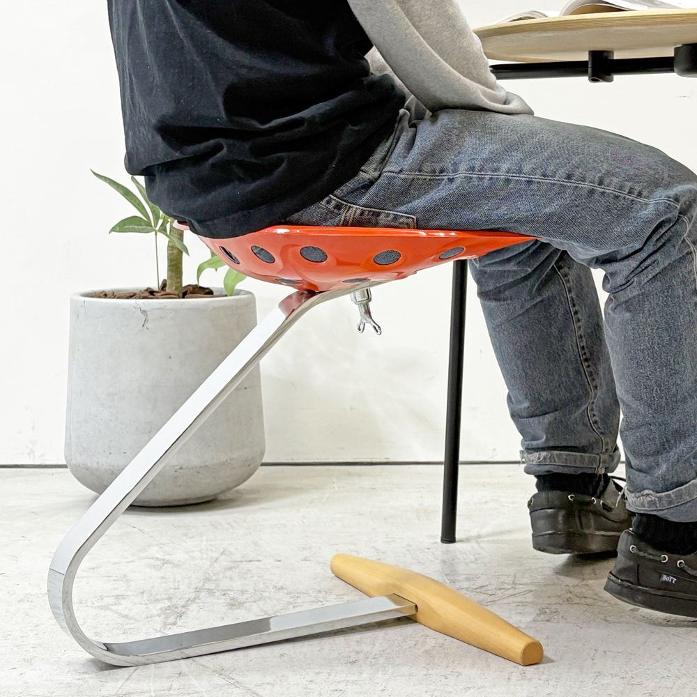 ザノッタ Zanotta メッザドロ スツール Mezzadro Stool アキッレ&ピエル・ジャコモ・カスティリオーニ イタリア モダンデザイン ●