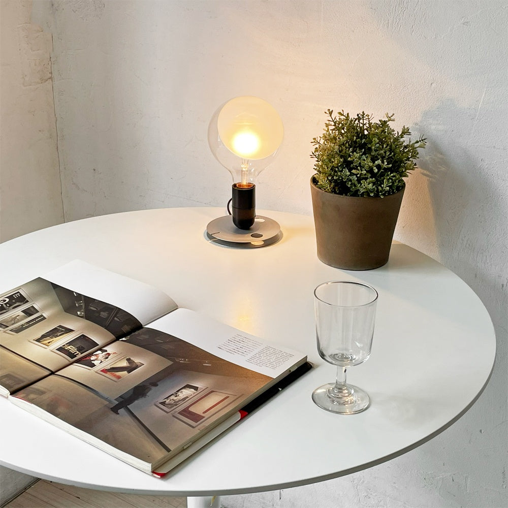 フロス FLOS ランパディーナ Lampadina 白熱球 テーブルランプ 卓上ライト テーブル照明 ブラック アッキーレ・カスティリオーニ イタリア 参考定価¥33,000- ★