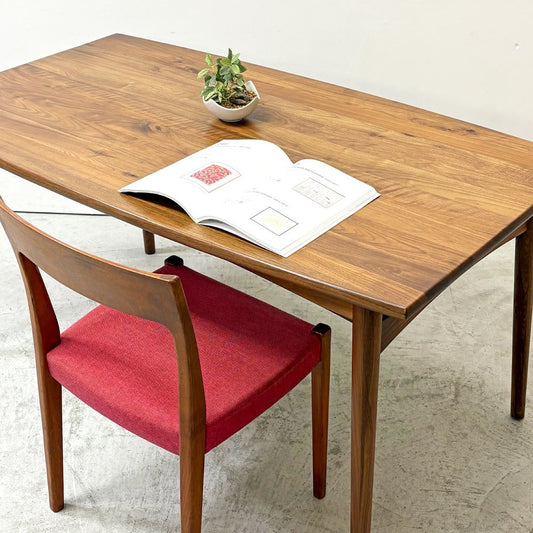 ウニコ unico タルヴィ TALVI ダイニングテーブル W140cm ウォールナット材 北欧スタイル ●