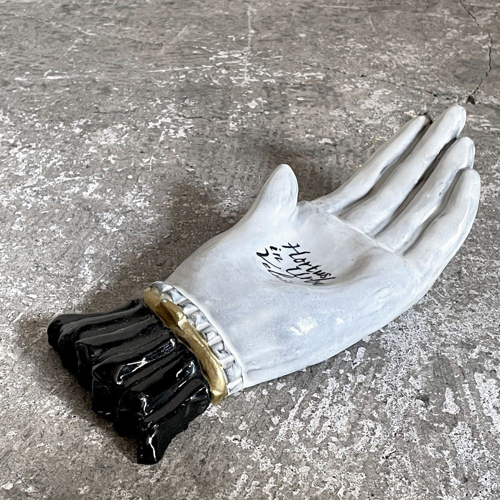 ヴェルニカ Velnica フラワートレイ Flower Tray 手 ハンドモチーフ