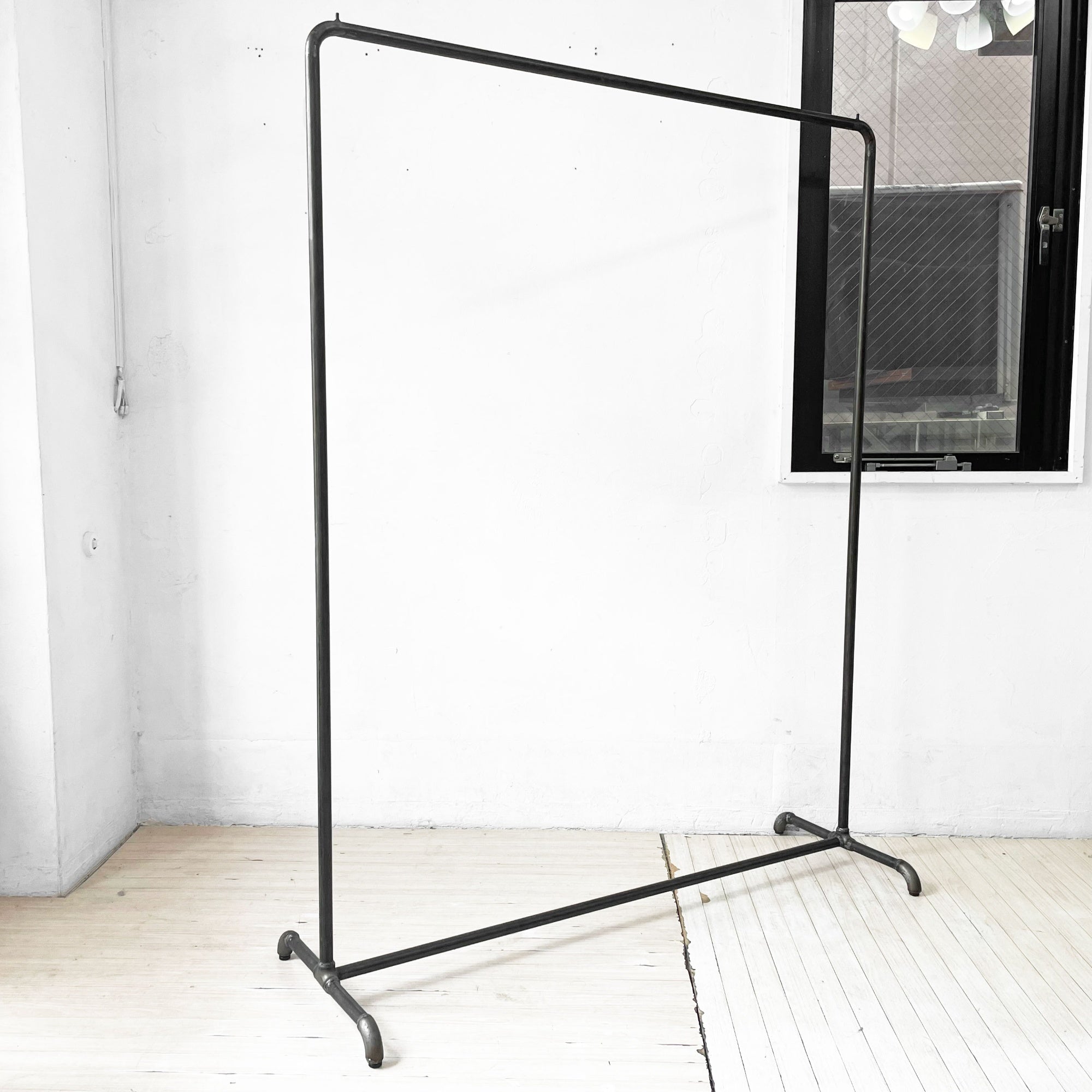 ダブルスタンダード W STANDARD ハンガーラック Hanger Rack HR-06 スチールパイプ 棚板なし W120cm 店舗什 –  TOKYO RECYCLE imption