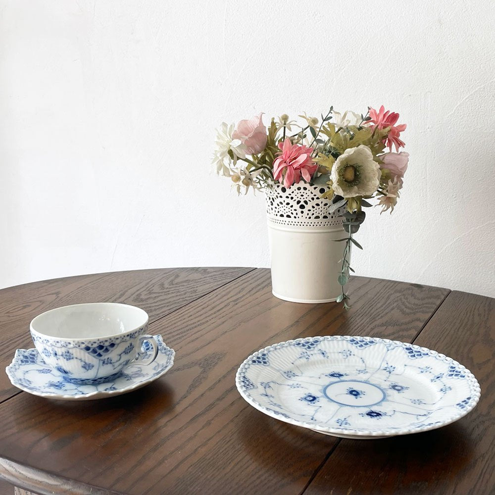 ロイヤルコペンハーゲン ROYAL COPENHAGEN ブルーフルーテッド フルレース プレート デンマーク 北欧食器 A ★