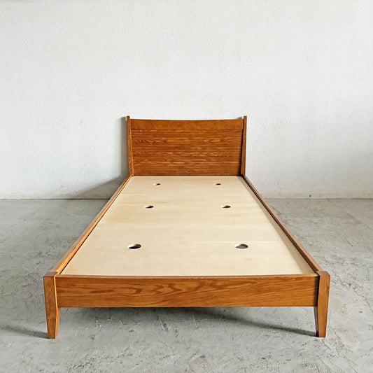 スタンダードトレード STANDARD TRADE ベッドフレーム BED-02C Panel Head パネルヘッド シングルサイズ ライトオーク 定価¥319,000- B 〓