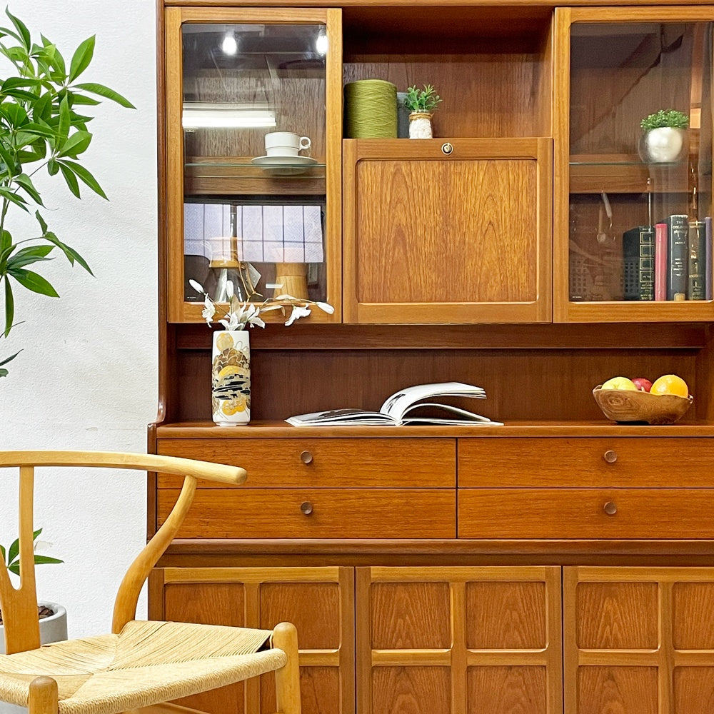 ネイサンファニチャー NATHAN Furniture チーク材 リビング キャビネット カップボード 食器棚 w126cm UKビンテージ 英国 北欧スタイル ●